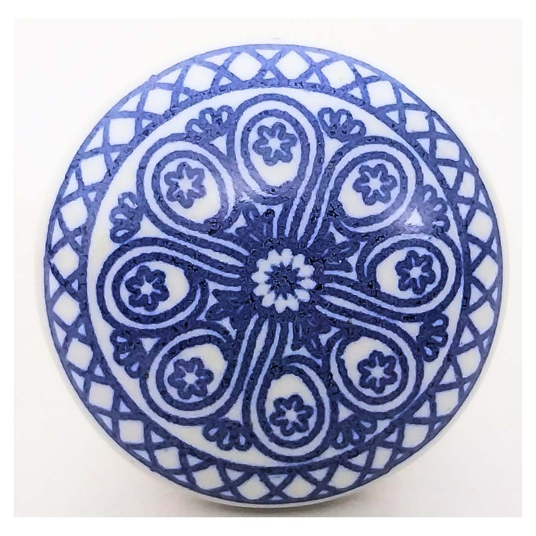 Ceramic Drawer Knobs with Blue and White Floral Pattern, Set of 6, Vintage Style Cabinet Pulls with Metal Hardware