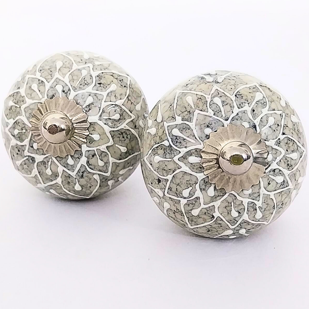 Decorative Glass Drawer Knobs, White Crackle Pattern, 6-Pack | Elegant Glass Cabinet Pulls with Metal Base | Vintage Style Handles for Drawers, Doors & Cupboards