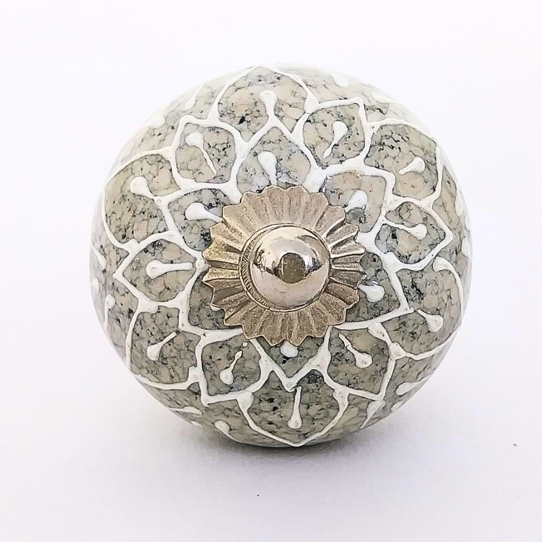Decorative Glass Drawer Knobs, White Crackle Pattern, 6-Pack | Elegant Glass Cabinet Pulls with Metal Base | Vintage Style Handles for Drawers, Doors & Cupboards