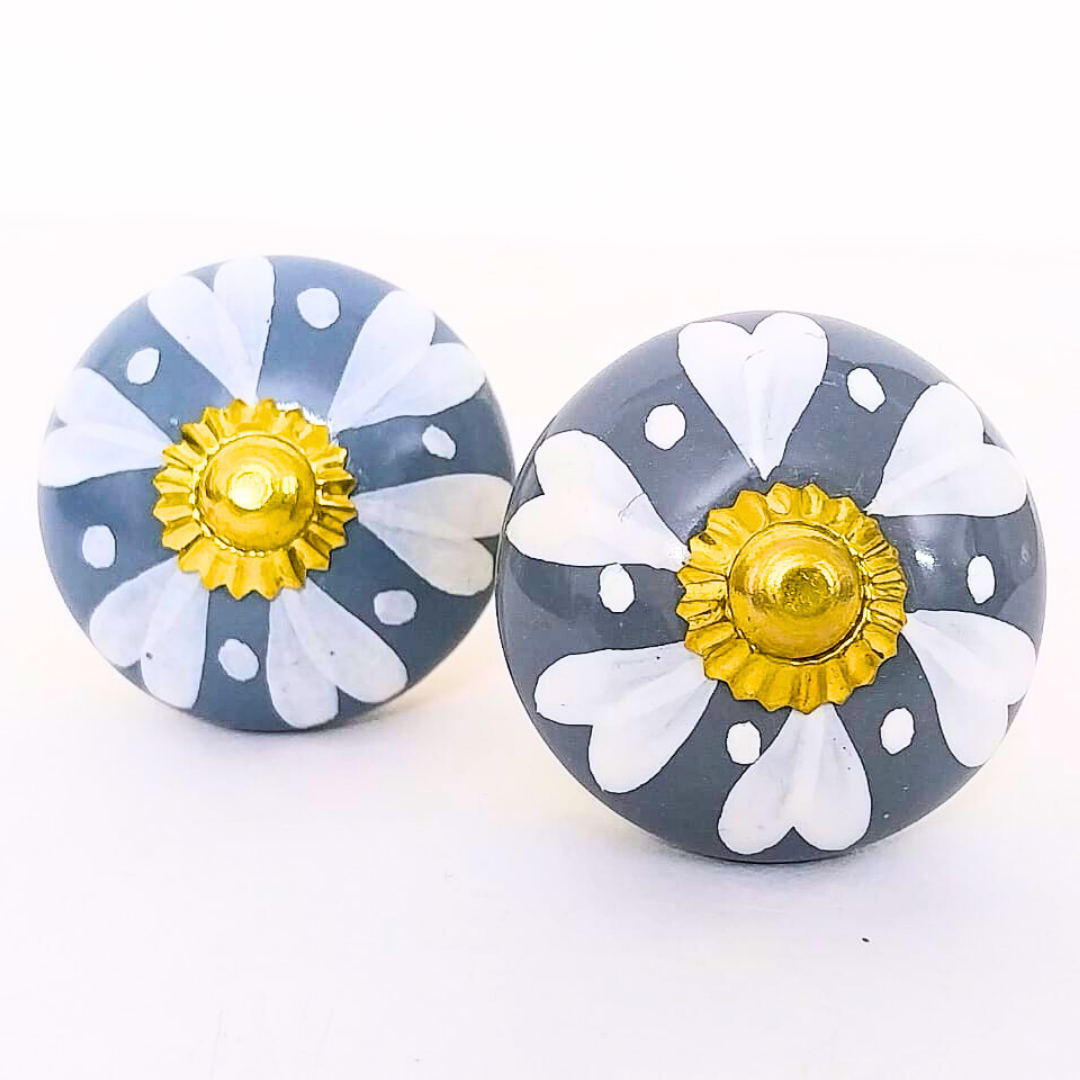 Decorative Ceramic Drawer Knobs, Grey and White Floral Design with Gold Hardware | Handcrafted Cabinet Drawer Pulls | Set of 6 for Wardrobes, Cupboards & Dressers
