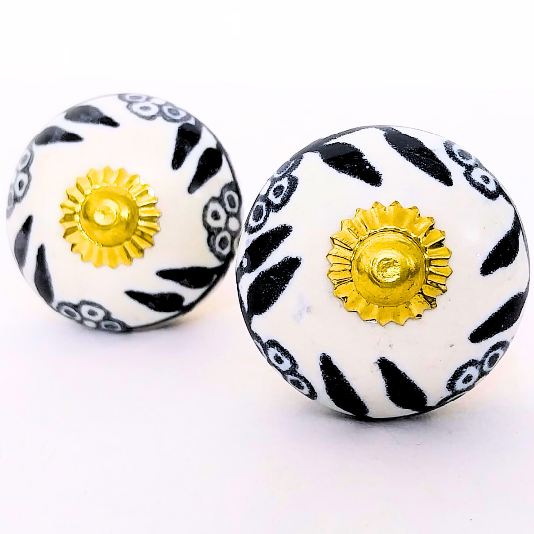 Decorative Ceramic Drawer Knobs, Black and White Floral Pattern with Gold Hardware | Set of 6 Handcrafted Vintage-Style Cabinet Pulls for Drawers
