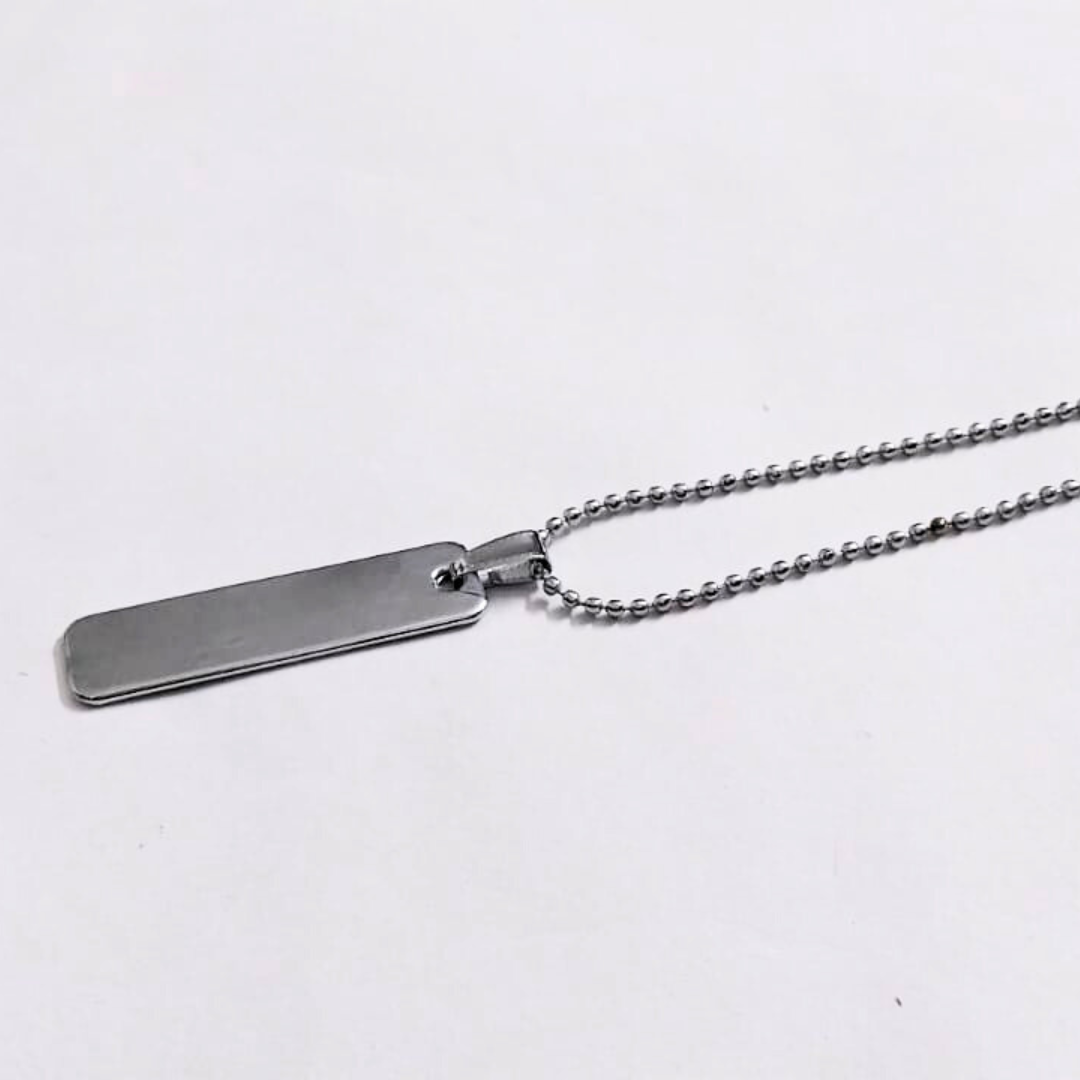 Men’s Silver Rectangular Pendant Necklace | Stylish Minimalist Chain Jewelry | Unisex Fashion Accessory