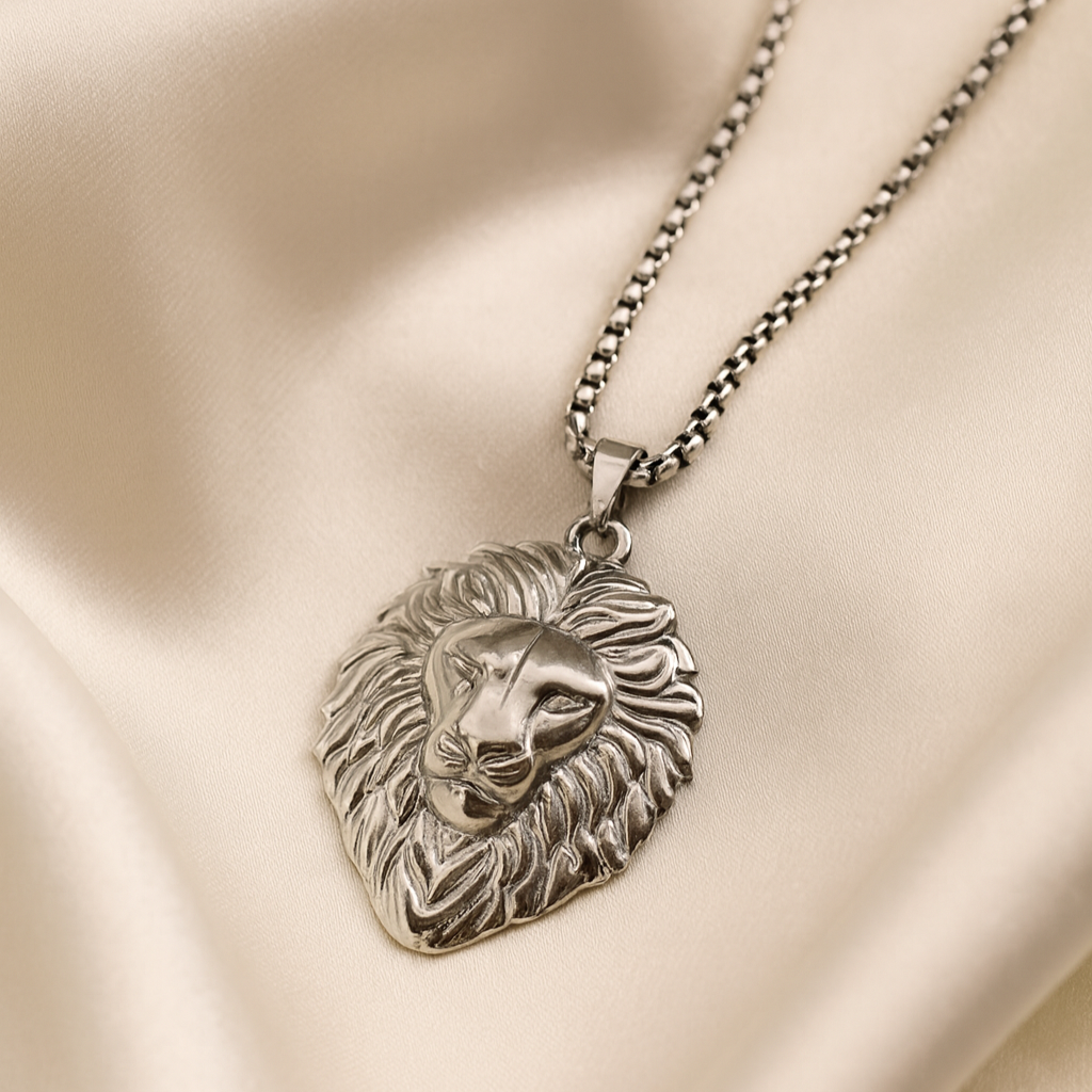 Silver lion pendant chain for men